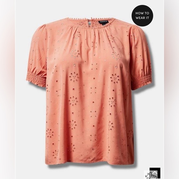 Torrid sz 4 Abbey Challis Eyelet Back Cutout Top NWT - Picture 3 of 6